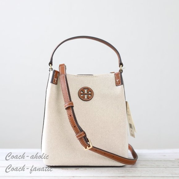 Tory Burch Handbags - NWT Tory Burch Blake Canvas Bucket Bag Crossbody in Canvas/Classic Cuoio